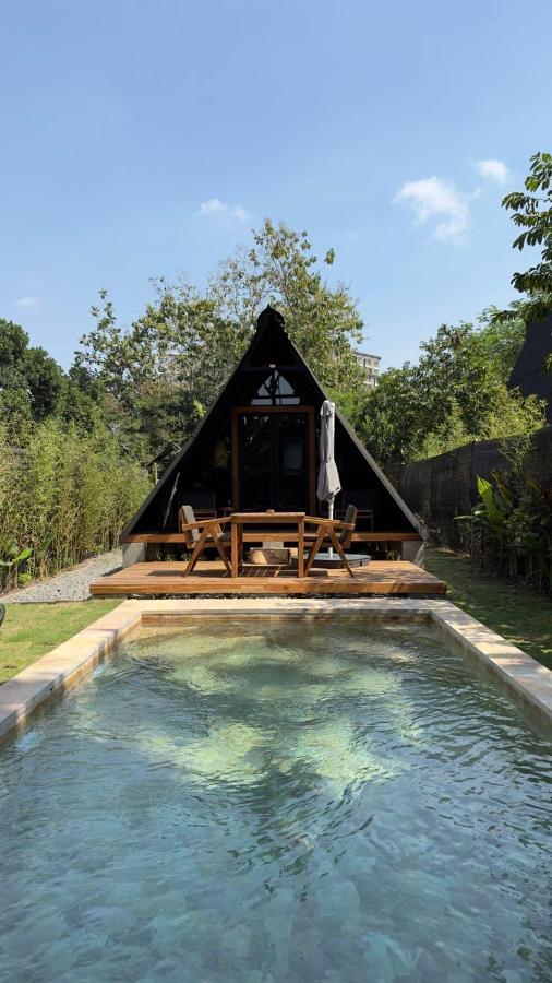 Villa Verde The Garden Kejayan Luaran gambar