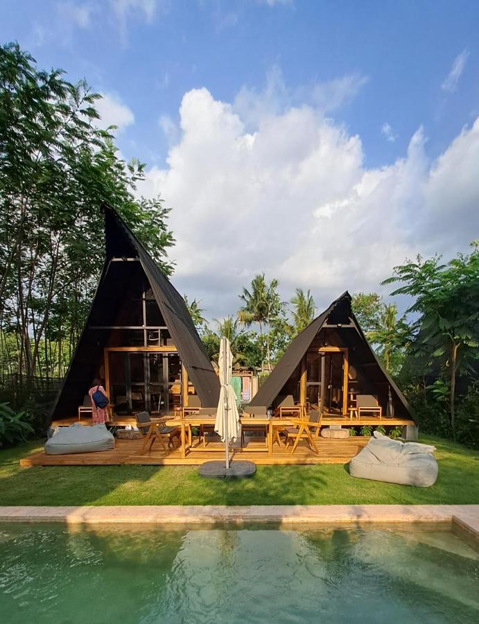 Villa Verde The Garden Kejayan Luaran gambar