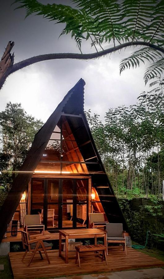 Villa Verde The Garden Kejayan Luaran gambar
